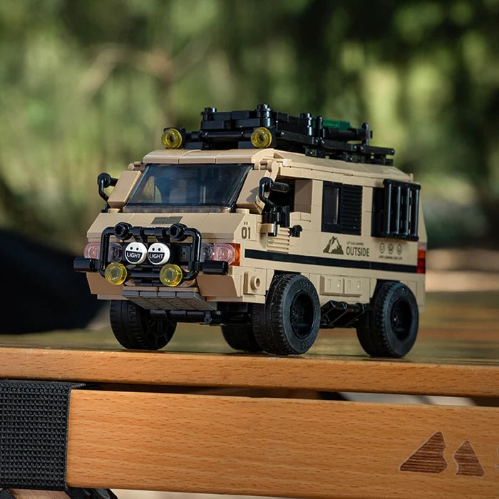 Retro 4x4 Camper Van