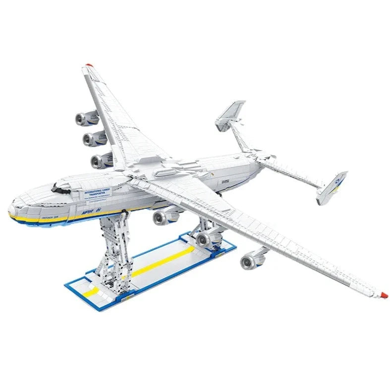 The Ultimate Antonov 225 with Stand