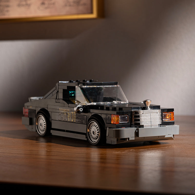 Futuristic Chariot Display Garage Box Included
