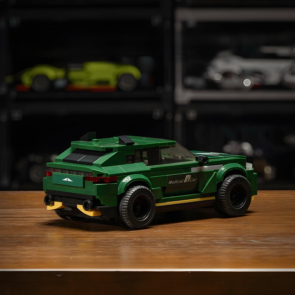1: 24 BRITISH F1 MEDICAL CAR (388 PCS)