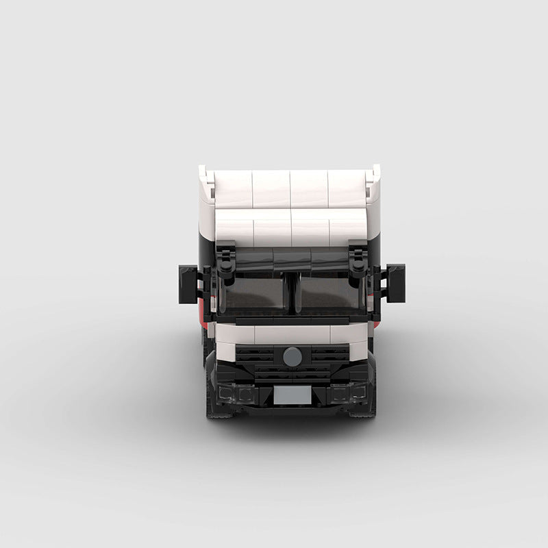 Blockpoint™ European Semi-Truck