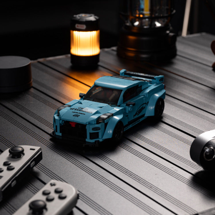 Metamorph R35 GTR Display Garage Box Included