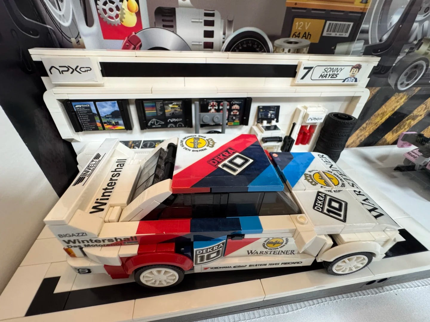 1: 24 BMW M3 E30 (367 PCS)