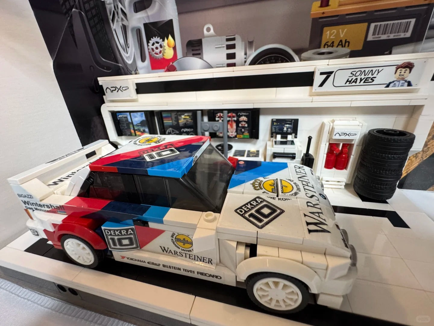 1: 24 BMW M3 E30 (367 PCS)