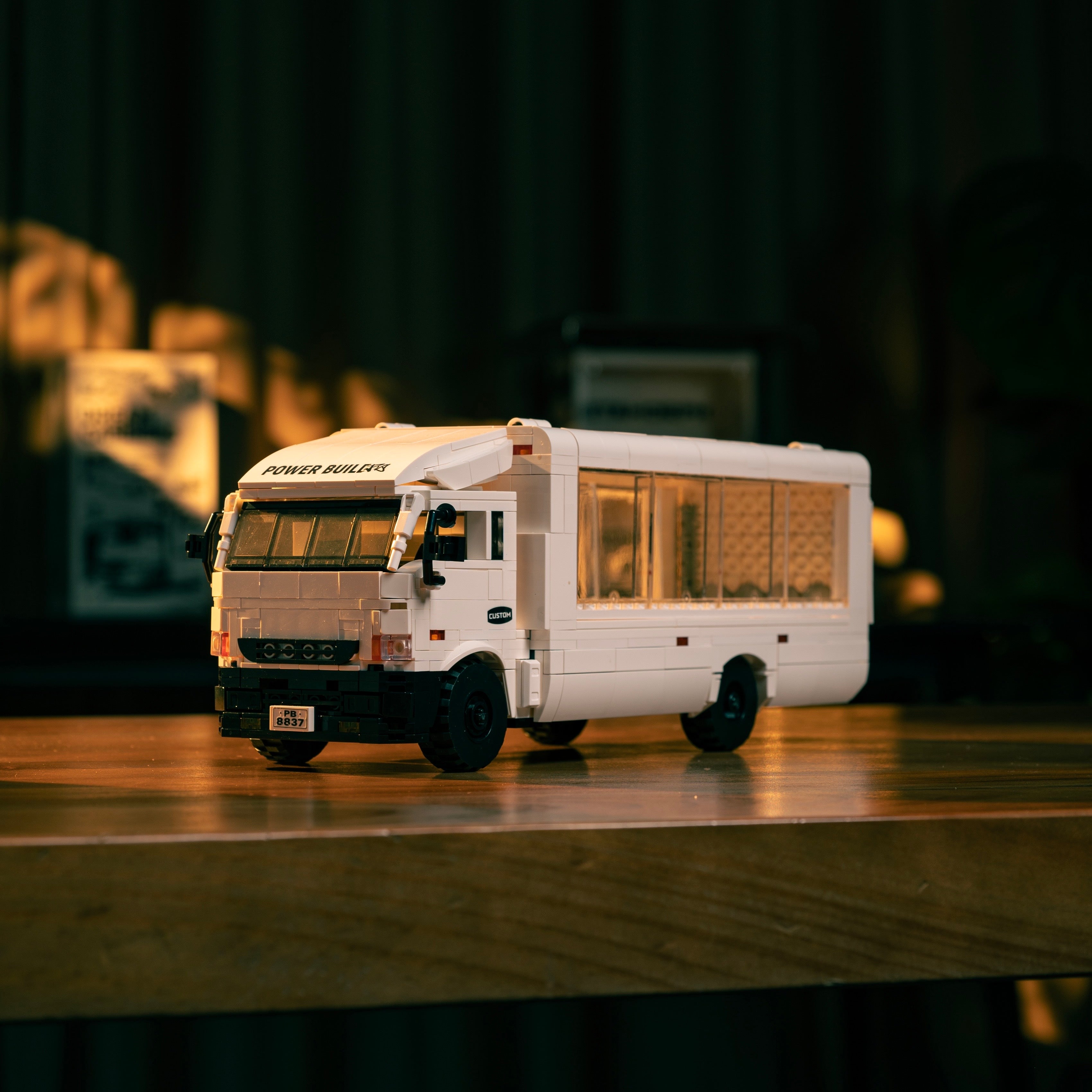 Transporter Truck