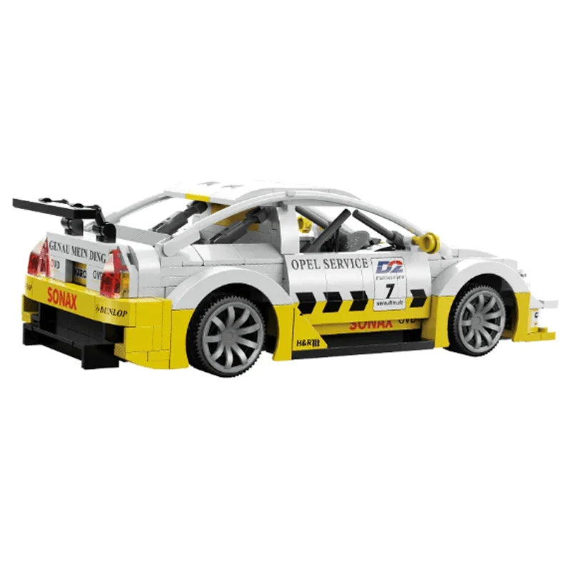 Remote Controlled Opel Astra V8
