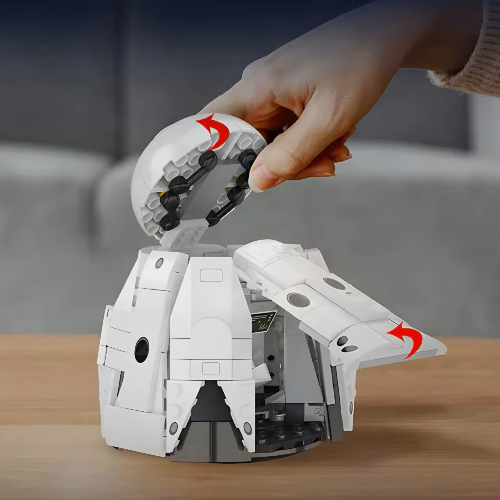Space Capsule Explorer