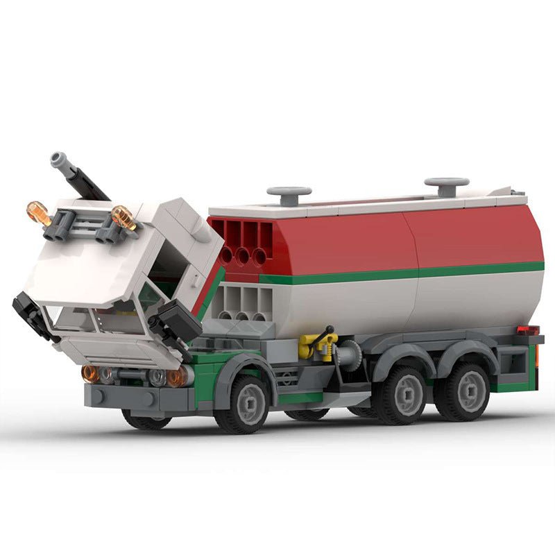 Vintage Oil Tanker Mini Build Model | 228 pcs Fuel Delivery Classic - BLOCKPOINT